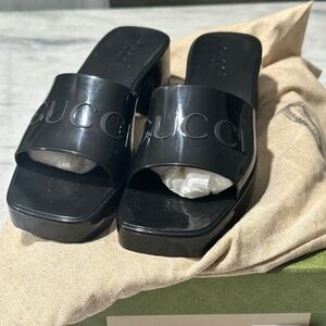 Gucci Black Patent Logo Platform Slide Sandals